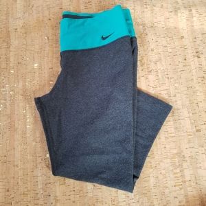 Nike Dri-Fit Capri Leggings